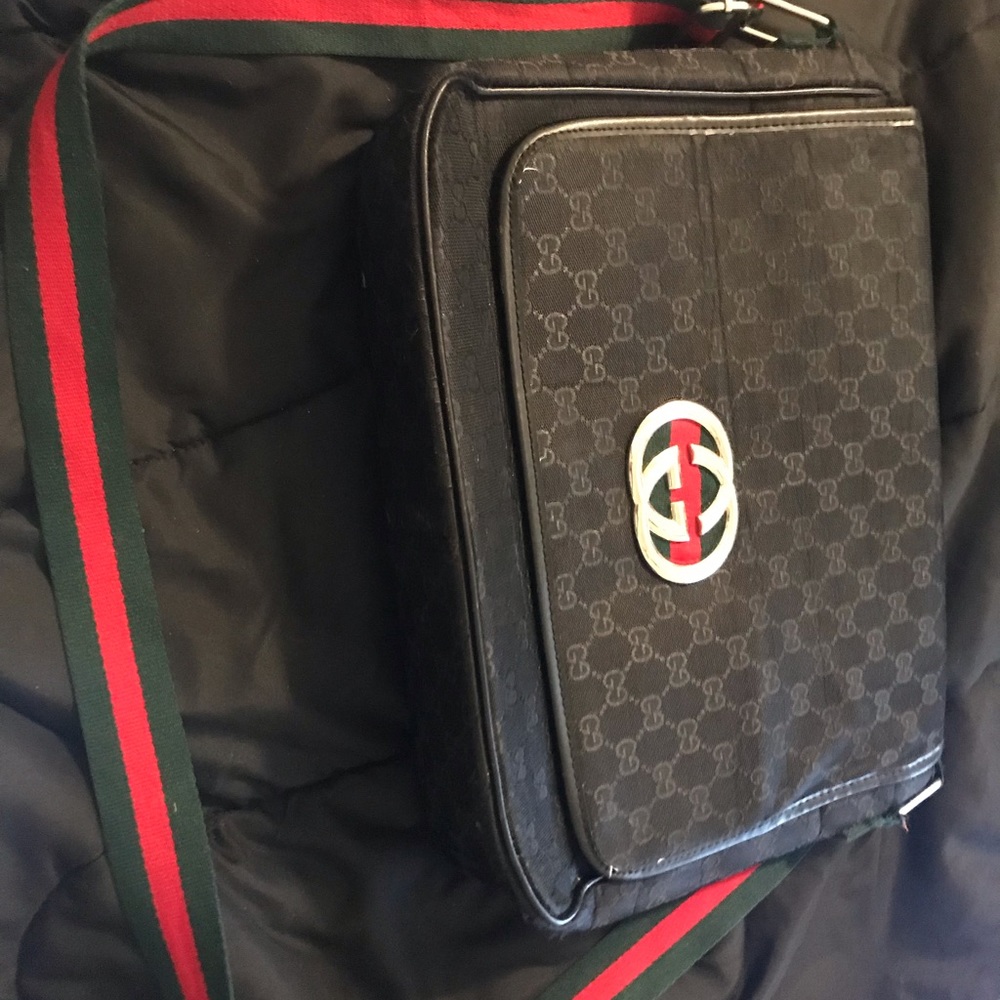 Gucci crossbody bag